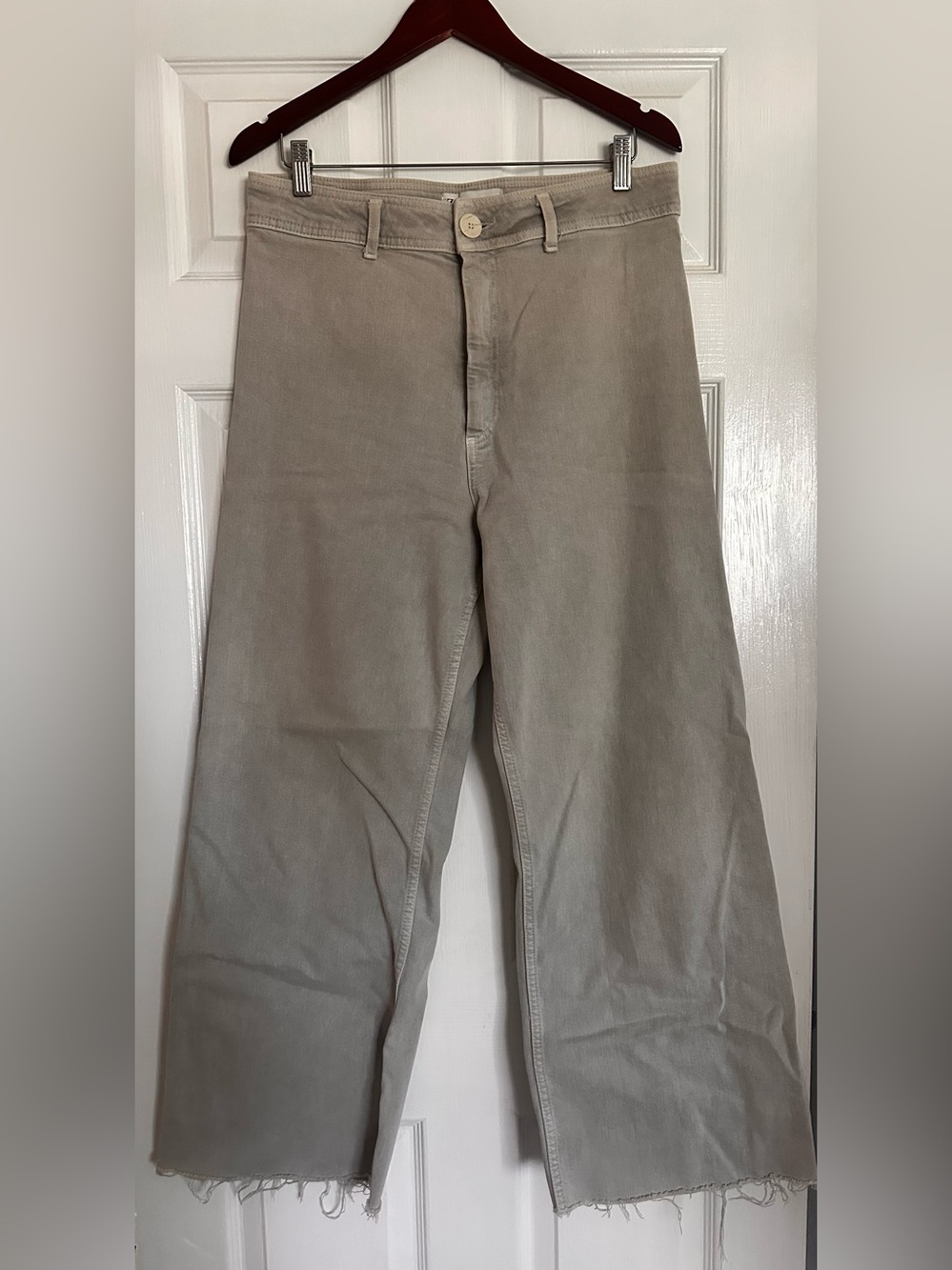 ZARA Women’s Wide-Leg Cotton Pants in Light Taupe